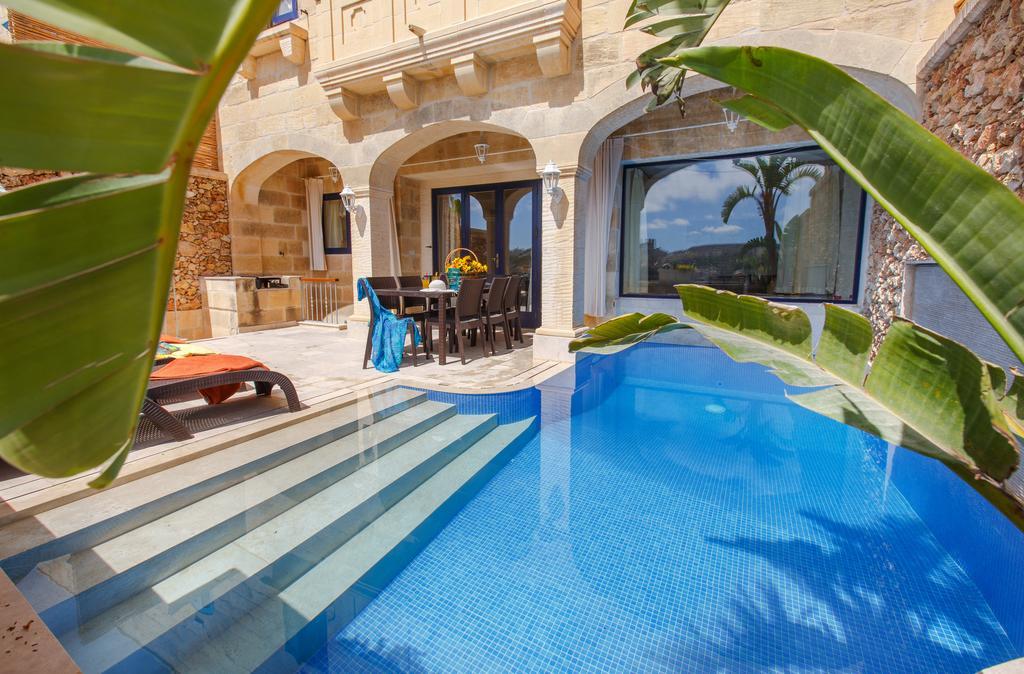 Carini Farmhouses Għarb Exteriör bild